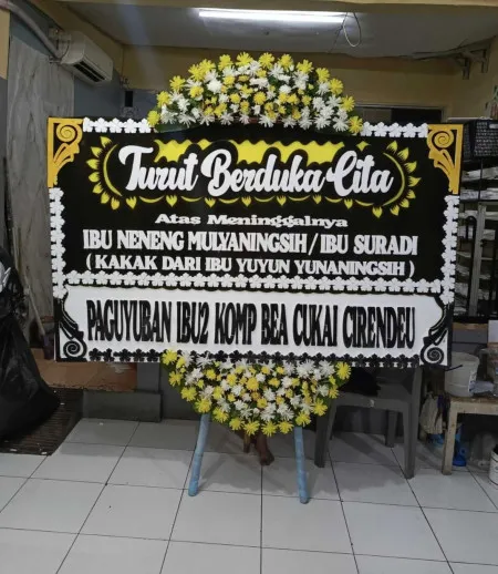 Papan Bunga Duka Gedung Pewayangan Kautaman