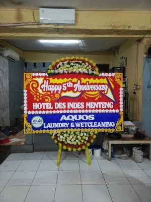 Papan Bunga di Gedung Pewayangan Kautaman