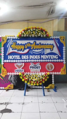 Papan Bunga di Gedung Pewayangan Kautaman