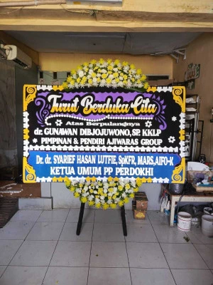 Papan Bunga di Gedung Pewayangan Kautaman